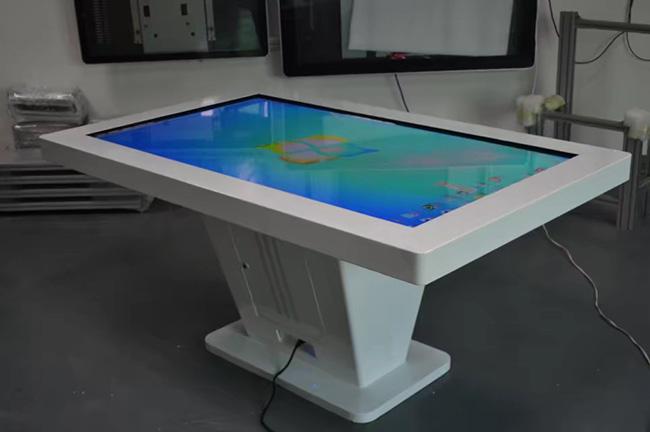 Kiosque multi de Tableau de contact de Tableau d'écran tactile d'affichage à cristaux liquides de 55 pouces