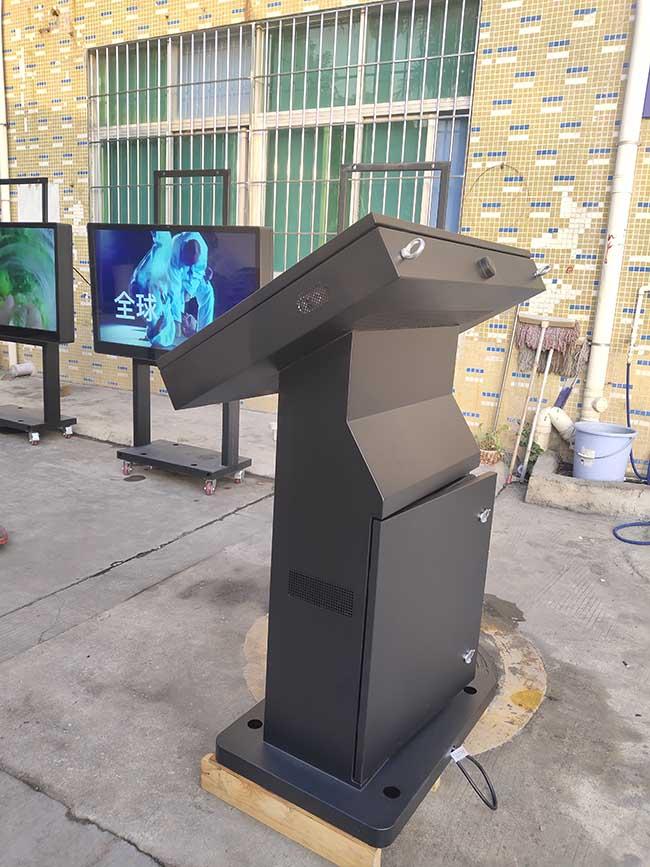 Kiosques imperméables d'affichage à cristaux liquides de publicité extérieure d'éclat à hauteur de 32 pouces